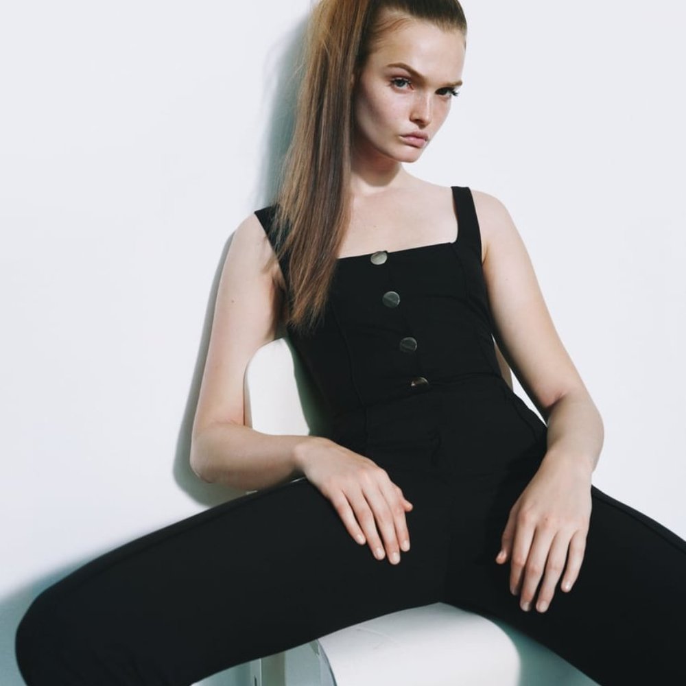 NEW ZARA  LONG JUMPSUIT WITH BUTTONS XS